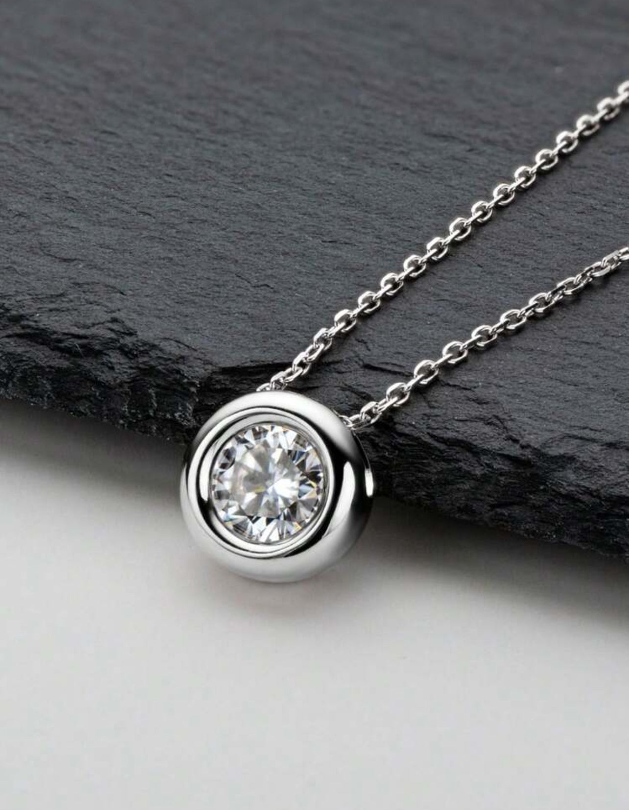 Colar Ponto de Luz Encapado Lumiére Moissanite Clássico cordão Elo Prata 925 Banho de Ouro 18 k Branco