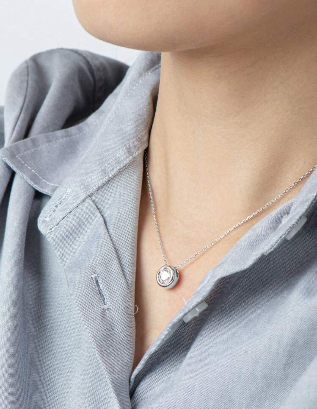 Colar Ponto de Luz Encapado Lumiére Moissanite Clássico cordão Elo Prata 925 Banho de Ouro 18 k Branco