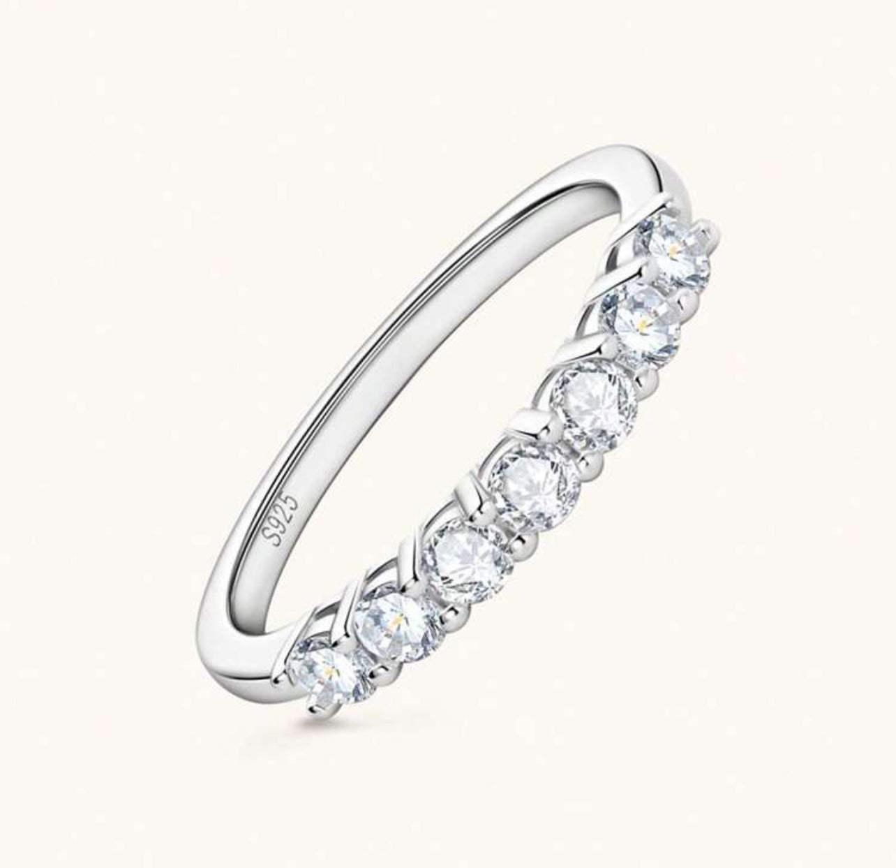 Meia Aliança - Cravejada em Moissanite - Em Prata 925 - 3 mm