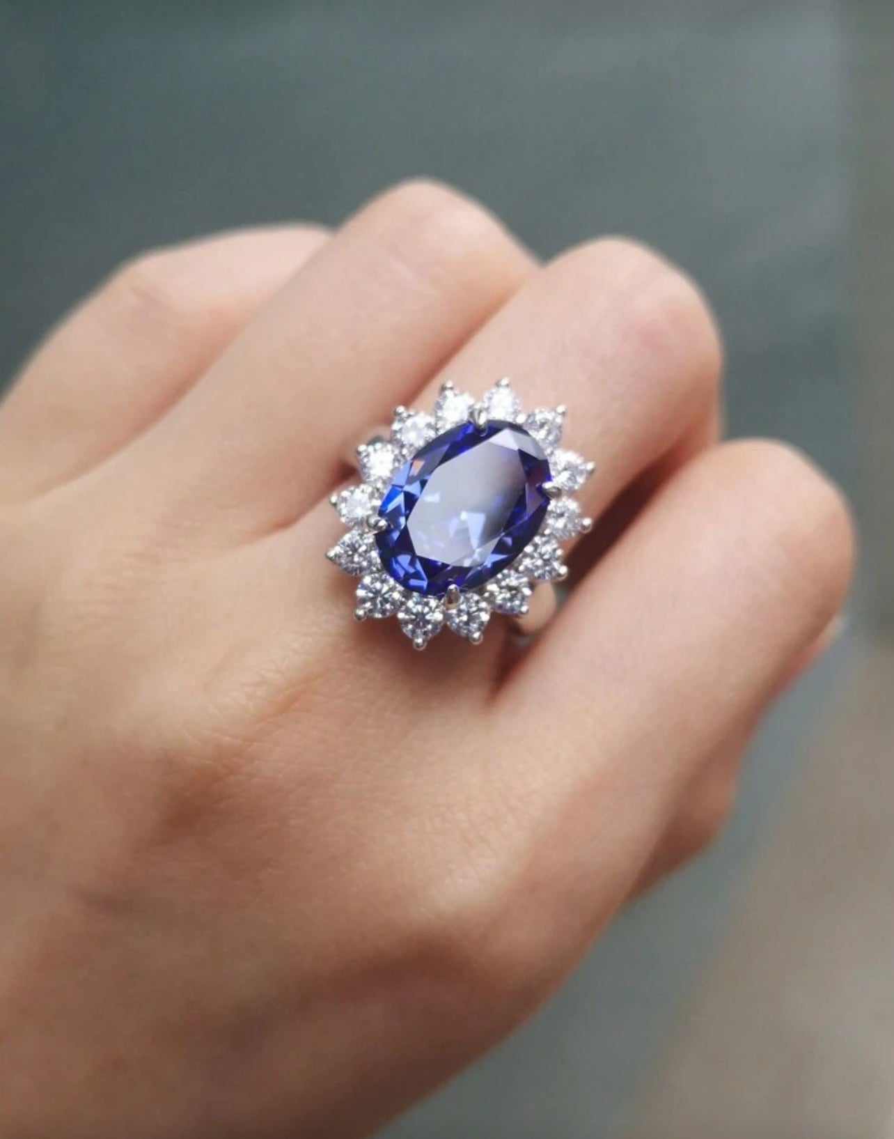 Anel Tanzanita Azul / Prata 925