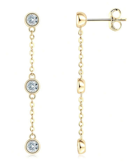 1 Par de Brincos Cascata de Luz em Moissanite confeccionadas em Prata 925 com banho em Ouro Dourado 18K - 3 mm cada pedra