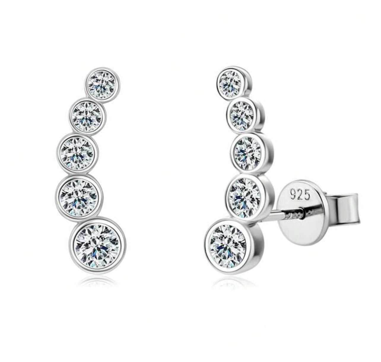 1 Par de Brincos Stella de Prata 925 com Banho de Ouro Branco 18 k, Pedras em Moissanite 3,5mm, 3mm, 2,5mm, 2,2mm e 2mm